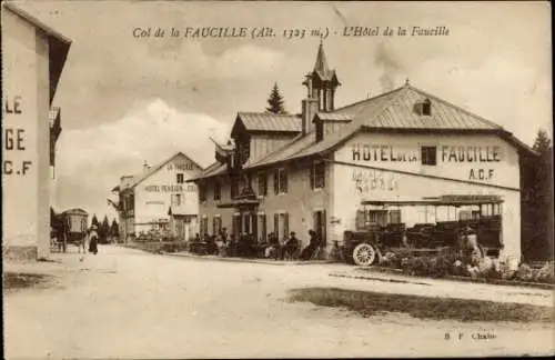 Ak Gex Ain, Col de la Faucille, Hotel de la Faucille, Gebirgslandschaft, Gebäude, Pferd und Wagen