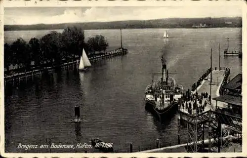 Ak Bregenz am Bodensee Vorarlberg, Bregenz am Bodensee, Hafen, Dampfer, Segelboot