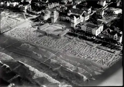 Foto Seebad Binz auf Rügen, Fliegeraufnahme, Strandpromenade