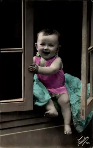 Ak Lächelndes Baby, Kind-Porträt