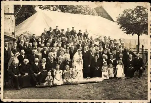 Foto Brautpaar, Gäste, Kinder, Braut, Bräutigam