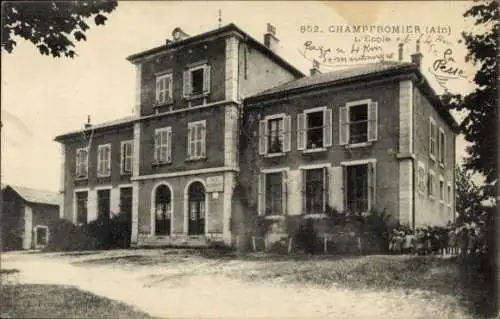 Ak Champfromier Ain, Ecole
