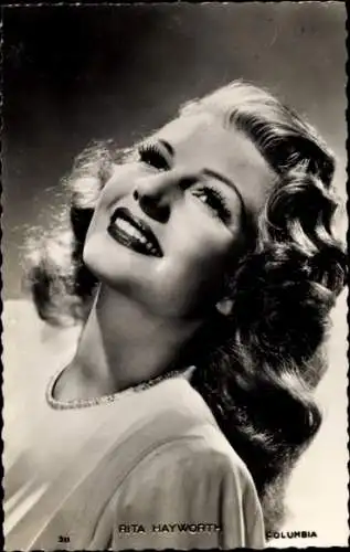 Ak Schauspielerin Rita Hayworth, Portrait, Fegefeuer