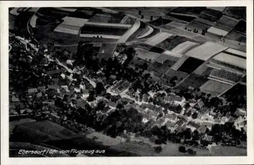 Ak Ebersdorf in Thüringen, Luftaufnahme von  Landschaft, Häuser, Felder