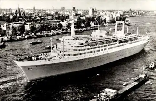 Ak Rotterdam Südholland Niederlande, Passagierschiff Rotterdam der Holland-Amerika Lijn in Fah...