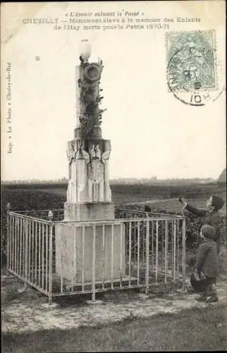 Ak Chevilly Val de Marne, Monument, Gedächtnis der Kinder, L'Avenir saluant le Passé, 1870-71