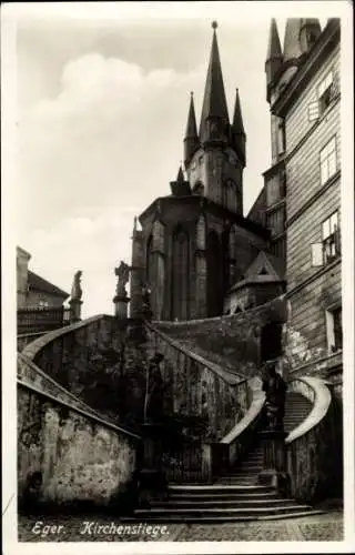 Ak Eger Reg. Karlsbad, Kirchenstiege