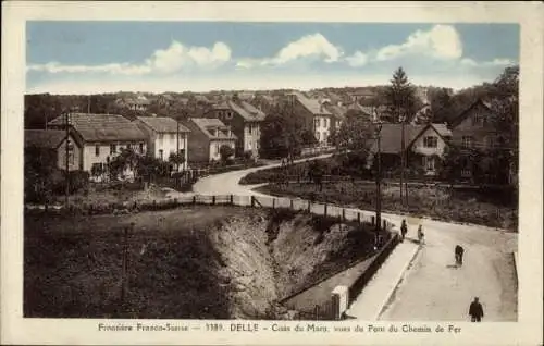 Ak Delle Territoire de Belfort, Französische Grenze, Cités du Moro, Blick vom Eisenbahnbrücke