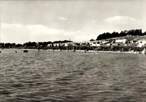 Ak Putbus auf der Insel Rügen, Zeltplatz, Strand, Wasser, Urlauber, Bäume, Himmel, Rügen