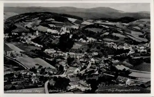 Ak Wörth an der Donau Oberpfalz Bayern, Luftaufnahme von Wörth a.d. Donau, ländliche Szenerie,  B
