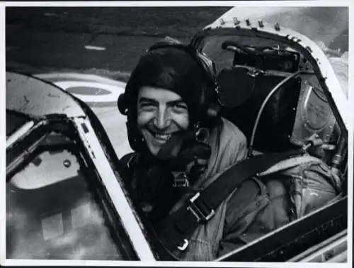 Foto Amerikanisches Militärflugzeug, Pilot