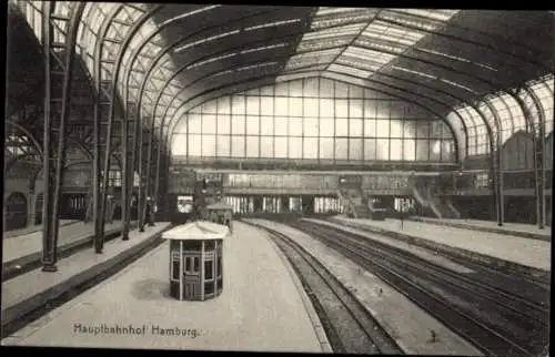 Ak Hamburg Mitte St. Georg, Innenansicht vom Hauptbahnhof, Bahnhofshalle