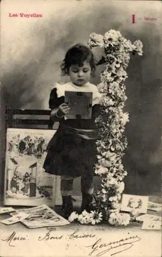 Buchstaben Ak Buchstabe I., Mädchen beim Lesen