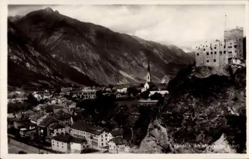 Ak Landeck in Tirol, Gesamtansicht, Burg