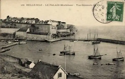 CPA Belle île dans la mer du Morbihan, Le Palais, vue générale du Port