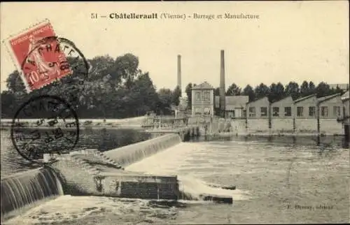 Ak Châtellerault Vienne, Industrieanlage, Wasserfall, Fabrikgebäude, Bäume im Hintergrund