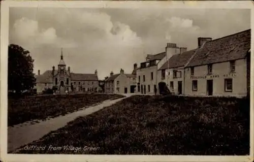 Ak Gifford Schottland, Village Green, Hotel