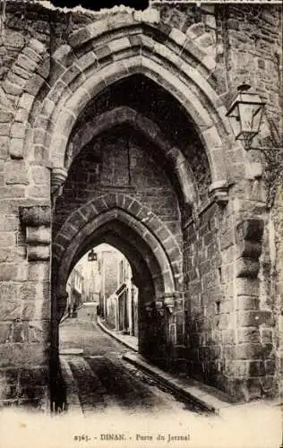 Ak Dinan Côtes-d’Armor, Porte du Jerzual,  Steinarchitektur, enge Gasse
