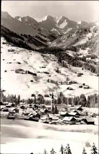Ak Mittelberg im Kleinwalsertal Vorarlberg, Winteransicht