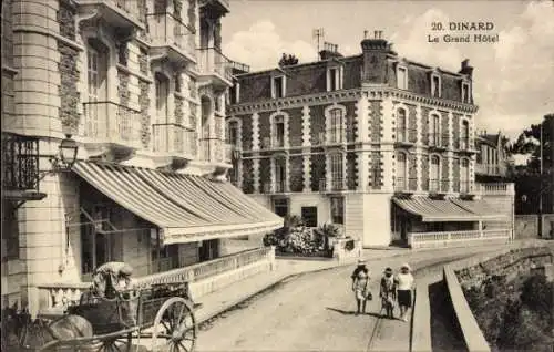 Ak Dinard Ille et Vilaine, Le Grand Hôtel, Straßenszene, Pferdewagen, Urlaubsort