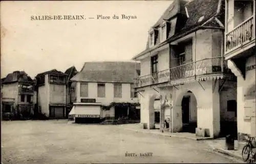 CPA Salies de Béarn Pyrénées Atlantiques, Place du Bayaa