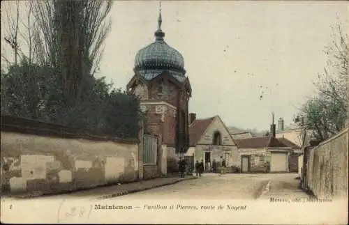 Ak Maintenon Eure et Loir, Pavillon à Pierres, Straße nach Nogent, Baumbewuchs, Altbau