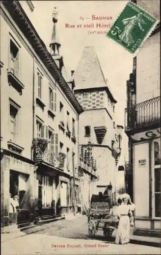 Ak Saumur Maine et Loire, Alter Hotel, Straße, schwarz-weiß Foto, städtische Architektur