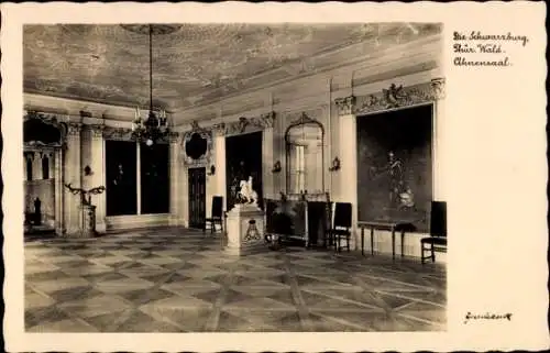 Ak Schwarzburg in Thüringen, Ahnensaal,  Einrichtung, elegante Räume, künstlerische Wände, Holzfu