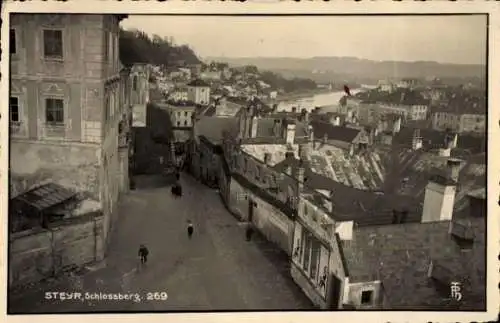 Ak Steyr in Oberösterreich, Vogelperspektive auf die Stadt, Schlossberg, Häuser, Straßen, Fluss