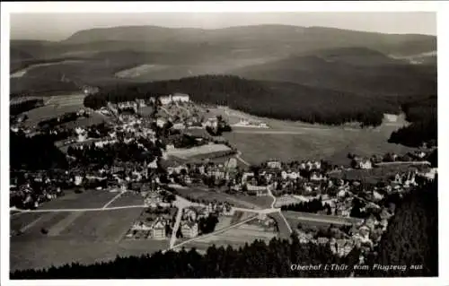 Ak Oberhof im Thüringer Wald, Luftaufnahme von  Thüringer Wald