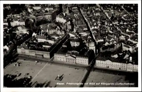 Ak Kassel in Hessen, Friedrichsplatz, Blick auf Königsplatz, Luftaufnahme