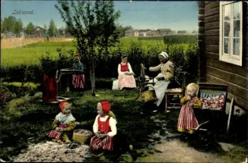 Ak Leksand Schweden, Frauen mit Kindern, Volkstrachten