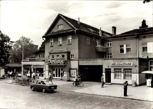Ak Königs Wusterhausen in Brandenburg, Kino Capitol, HO Schnellimbiß