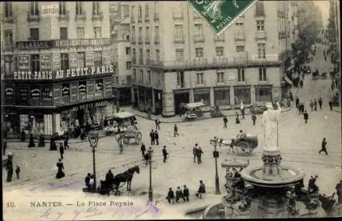 Ak Nantes Loire Atlantique, La Place Royale, Gebäude, Statue, Menschen, Pferde und Wagen