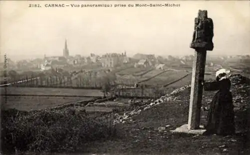 Ak Carnac Morbihan, Panoramablick auf  Mont-Saint-Michel, Statue