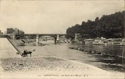 Ak Alfortville Val de Marne, Blick auf die Marne, Brücke, Bäume, Boote