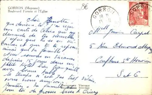 Ak Gorron Mayenne, Stadtansicht, Kirche, Straßenansicht, s Gebäude