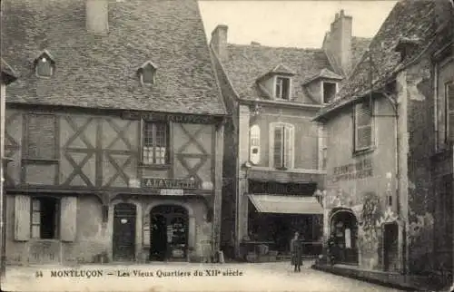 Ak Montluçon Allier, Stadtansicht, alte Quartiere, Häuser im Fachwerkstil