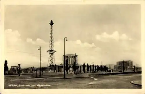 Ak Berlin Charlottenburg Westend, Funkturm und Messehallen