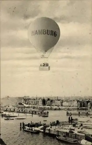 Ak Hamburg Mitte St. Pauli, Helgoländer Allee, Luftballon mit Aufschrift 'HAMBURG', Hafenansic...