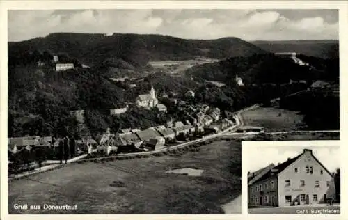 Ak Donaustauf in der Oberpfalz, Landschaftsaufnahme, Häuser, Kirche, Café Burgfrieden, Natur