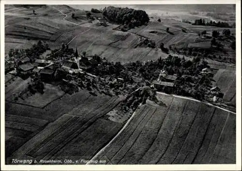 Ak Törwang Samerberg in Oberbayern, Luftaufnahme von Törwang, ländliche Landschaft, Wohnungen, Fe