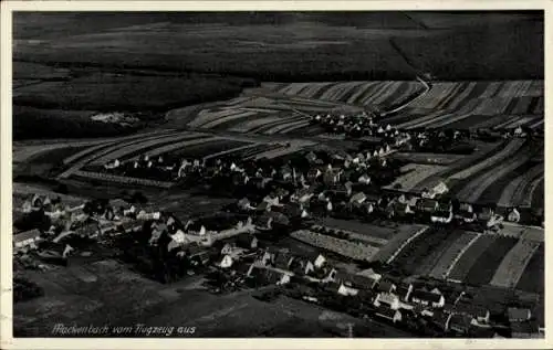 Ak Mackenbach in der Pfalz, Luftaufnahme von  Häuser, Felder, Landschaft, schwarz-weiß