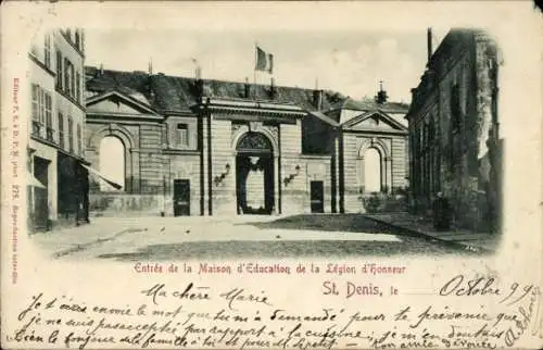 Ak St. Denis, Ausbildungsgebäude der Ehrenlegion, Eingang