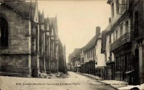 Ak Josselin Morbihan, Straße der Jungfrauen, Kirche,  Architektur, ruhige Straße