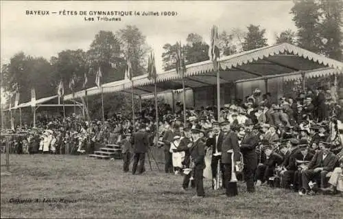 Foto Ak Seefeld in Tirol, Portal