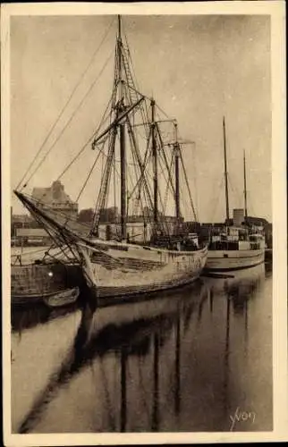 Ak Saint Malo Ille et Vilaine Bretagne, Terreneuvas a quai
