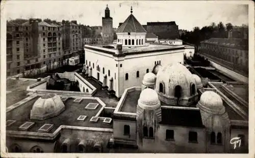 Ak Paris V, Moschee
