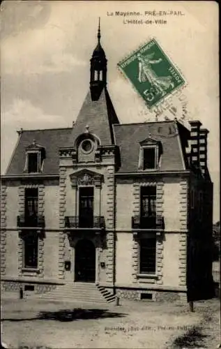 CPA Pré en Pail Mayenne, Hôtel de Ville