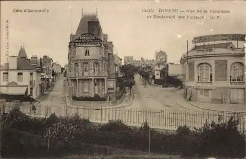 Ak Dinard Ille et Vilaine, Hotel Emeraude, Rue de la Pionnière, Boulevard des Falaises, Küstenlan